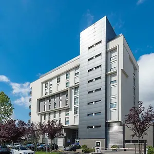 vizitați hotelul